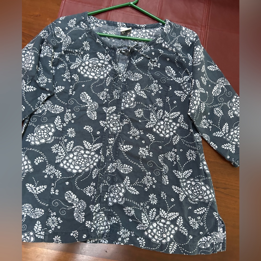 Columbia Sportswear Co. Floral Black & White Women's Top XL. Linen blend. Ex con